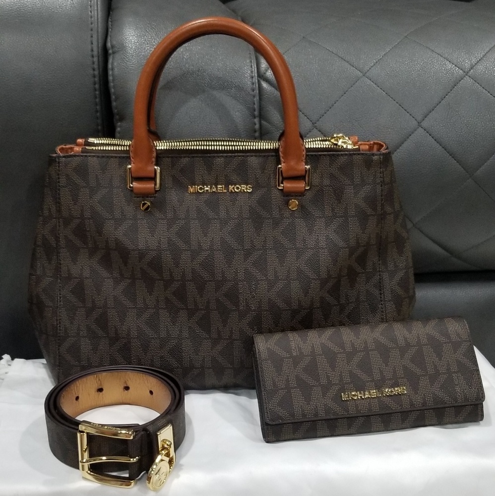 MICHAEL KORS SET PURSE WALLET & BELT